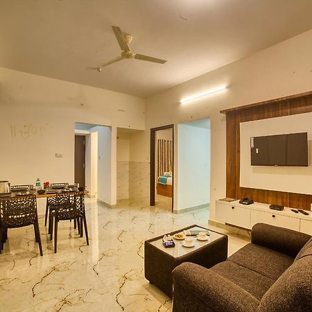 Hotel Airport Southgate Bangalore Devanahalli Exteriör bild