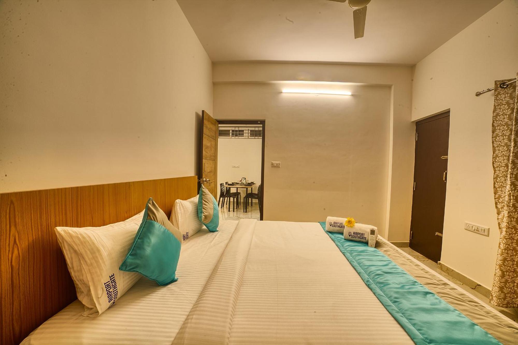 Hotel Airport Southgate Bangalore Devanahalli Exteriör bild