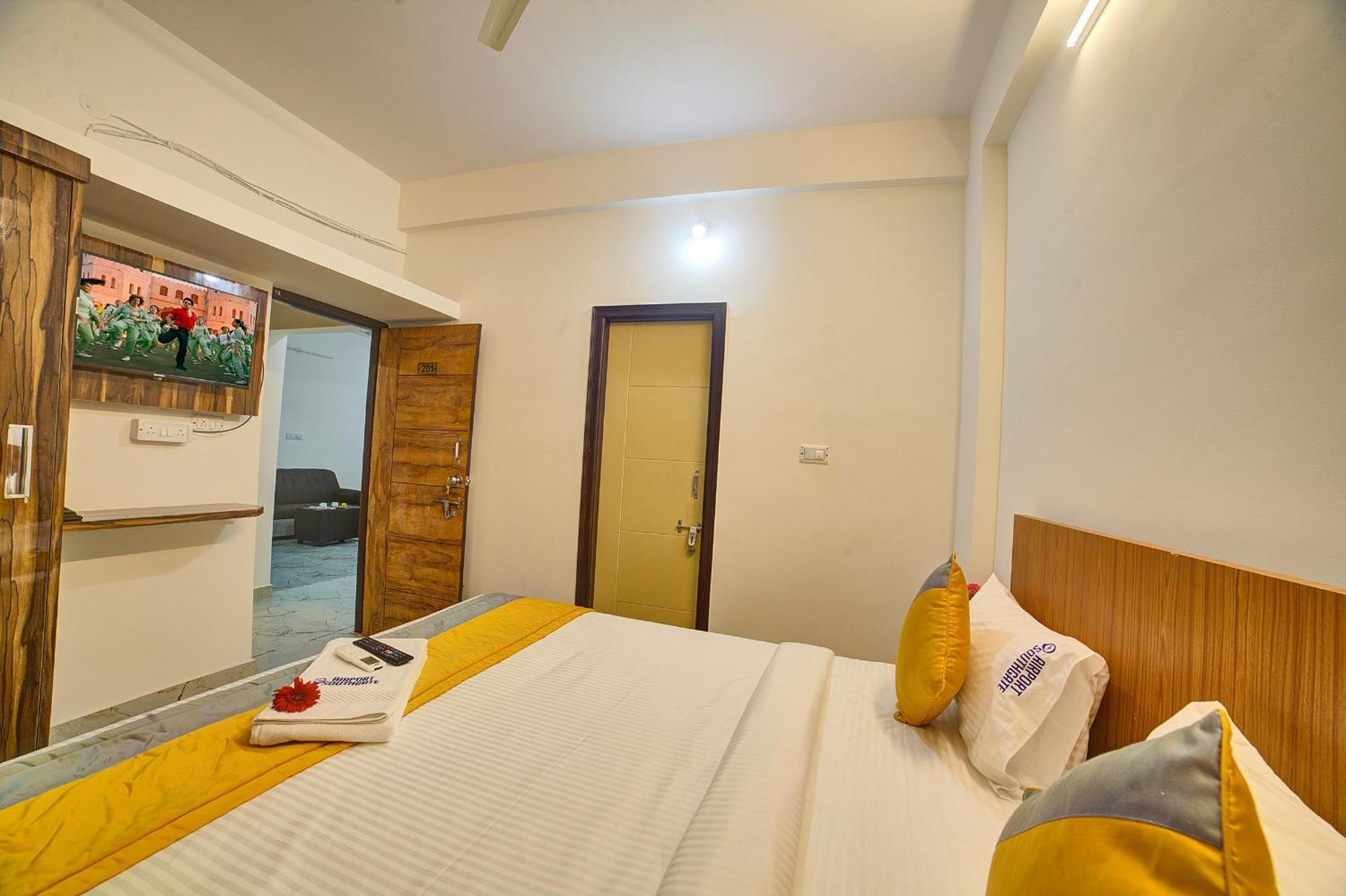 Hotel Airport Southgate Bangalore Devanahalli Exteriör bild
