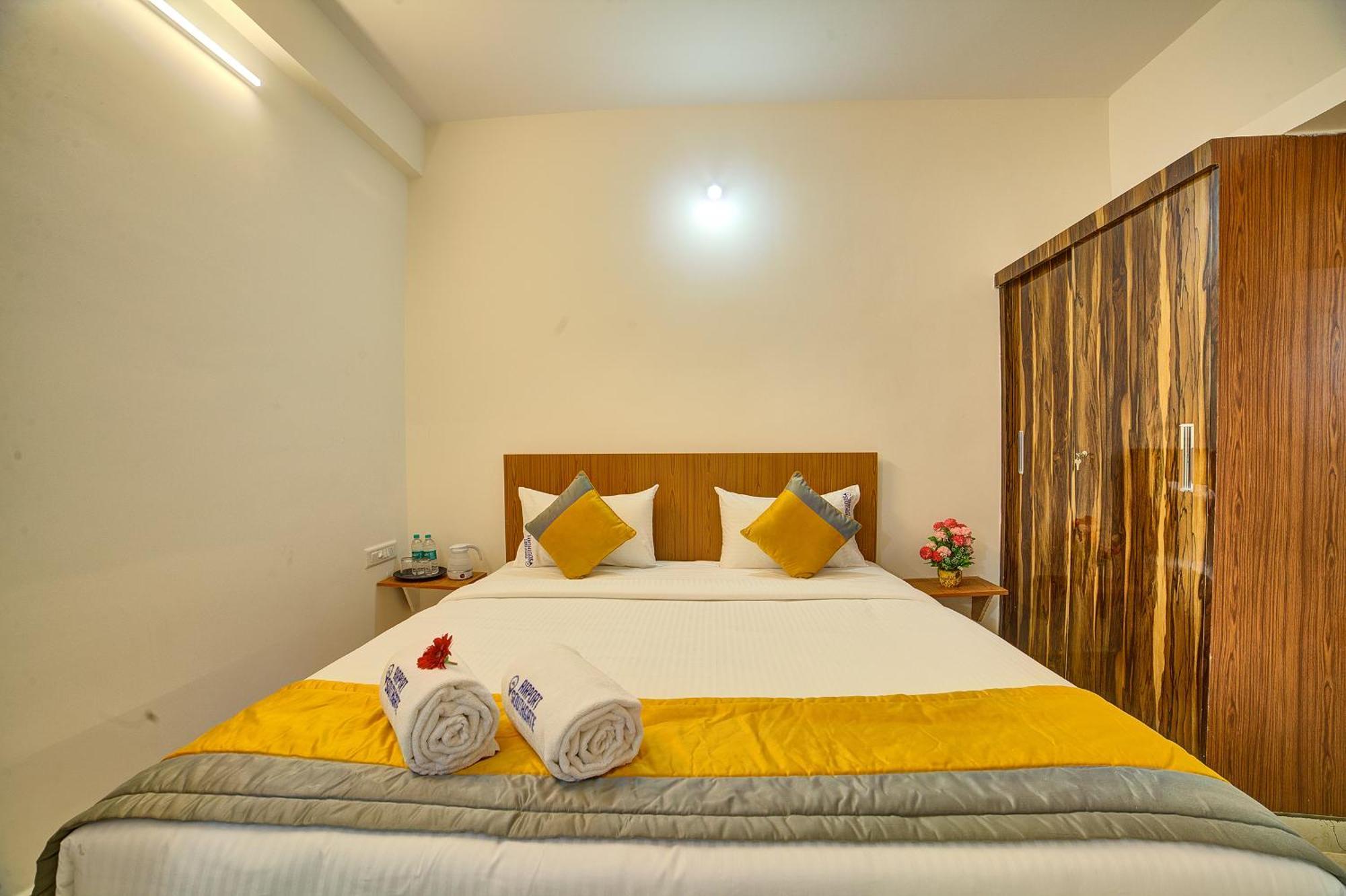 Hotel Airport Southgate Bangalore Devanahalli Exteriör bild